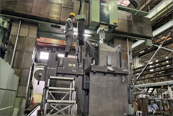 五面加工機
